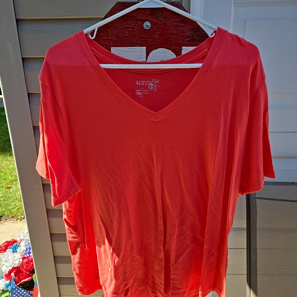 Terra & Sky Women's Bright Coral V-Neck Tee